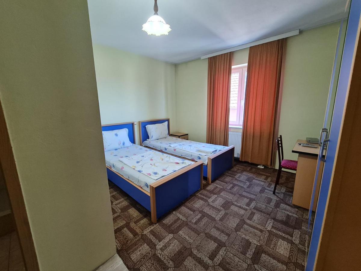 Holiday Ferizaj Zewnętrze zdjęcie